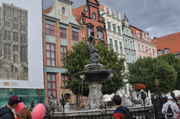 Gdańsk, Długi Targ. Gdańsk to bardzo atrakcyjne miasto, do którego zawsze chętnie wracamy.