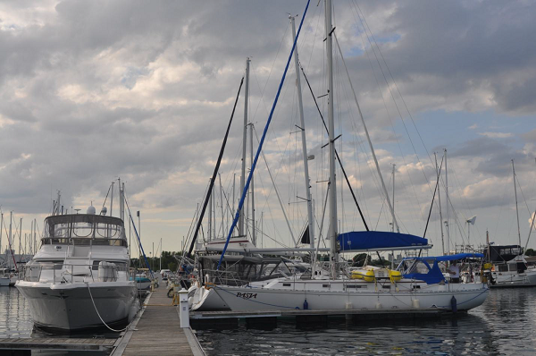 S/Y PASJA w Port Credit Yacht Club, niedaleko od Toronto, ON.